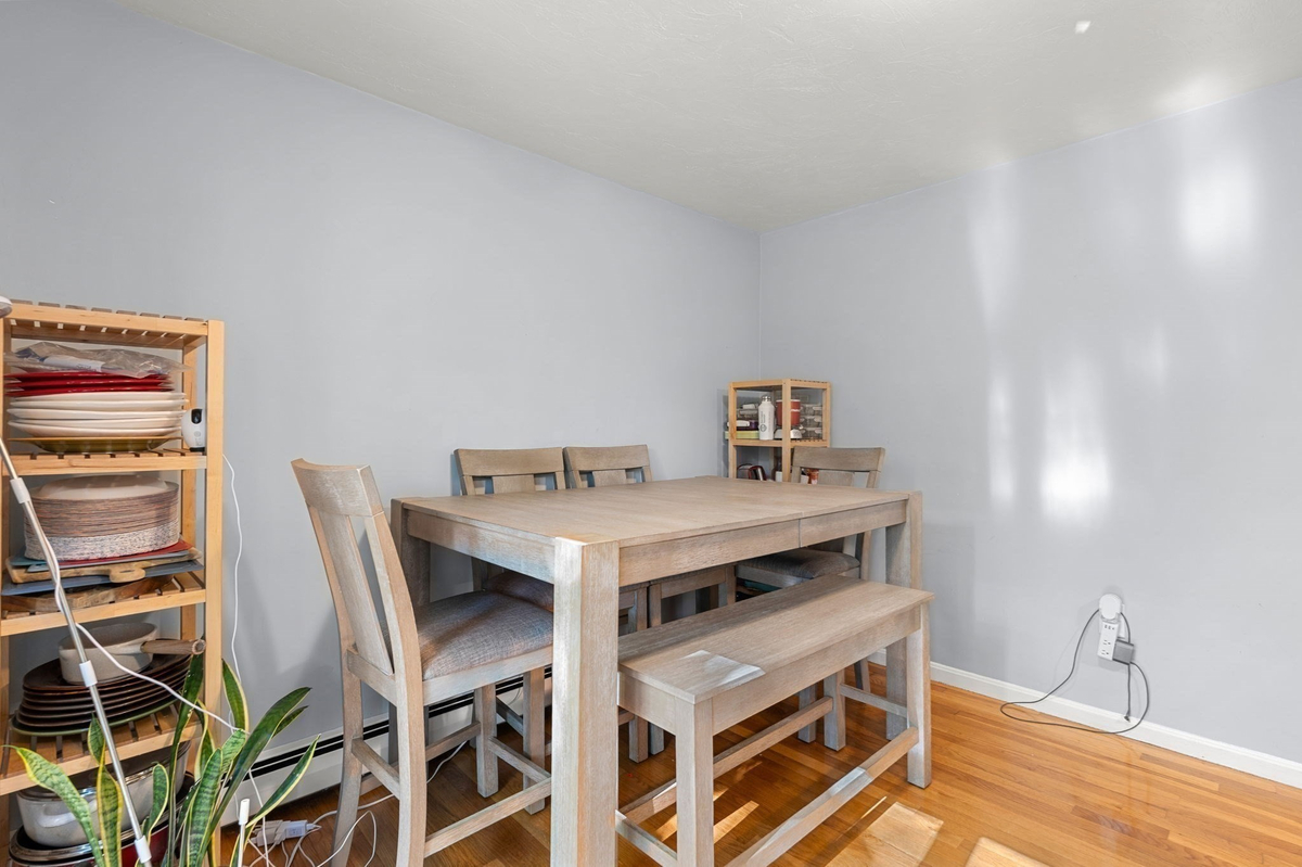 Featured Listing Image 12