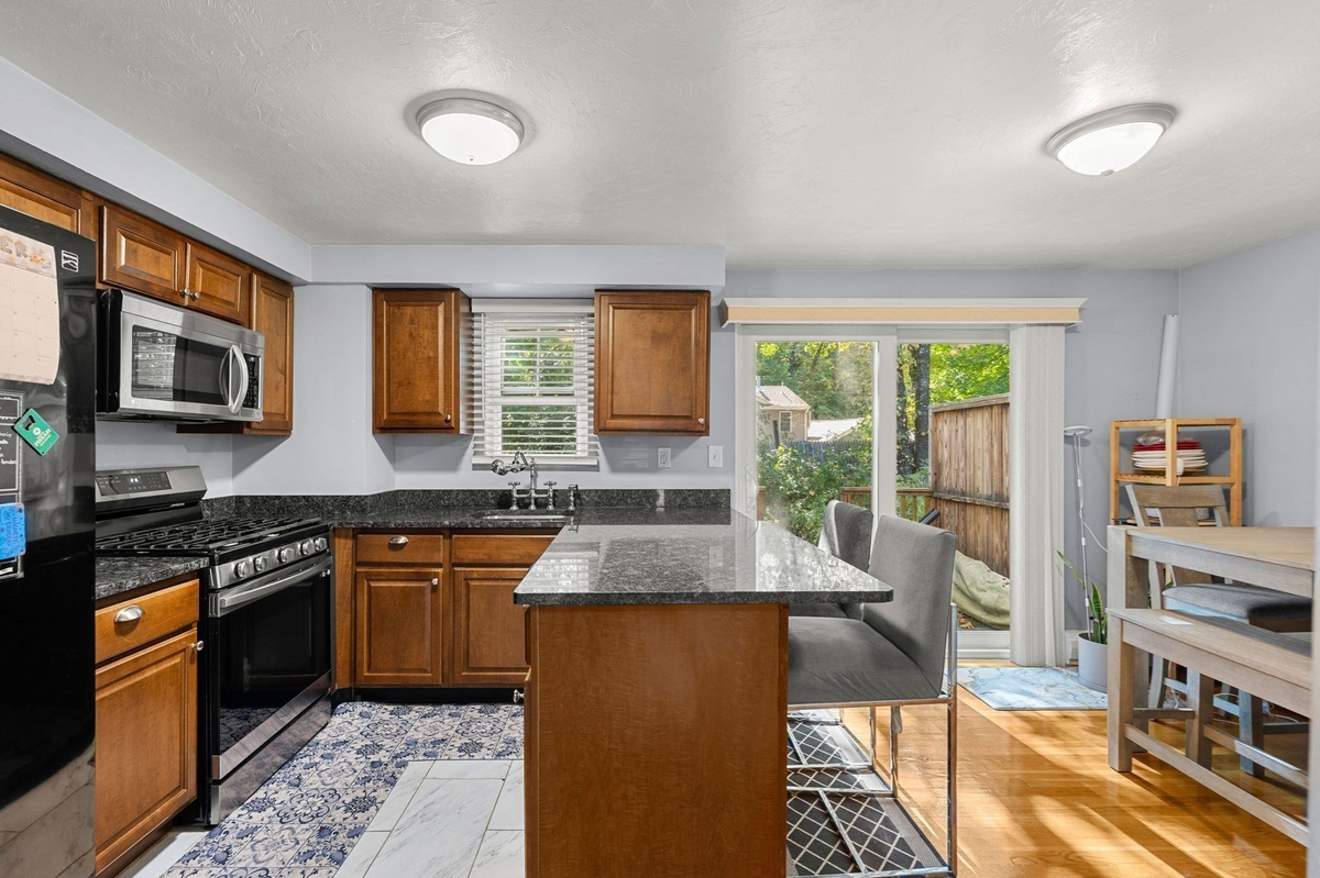 Featured Listing Image 7
