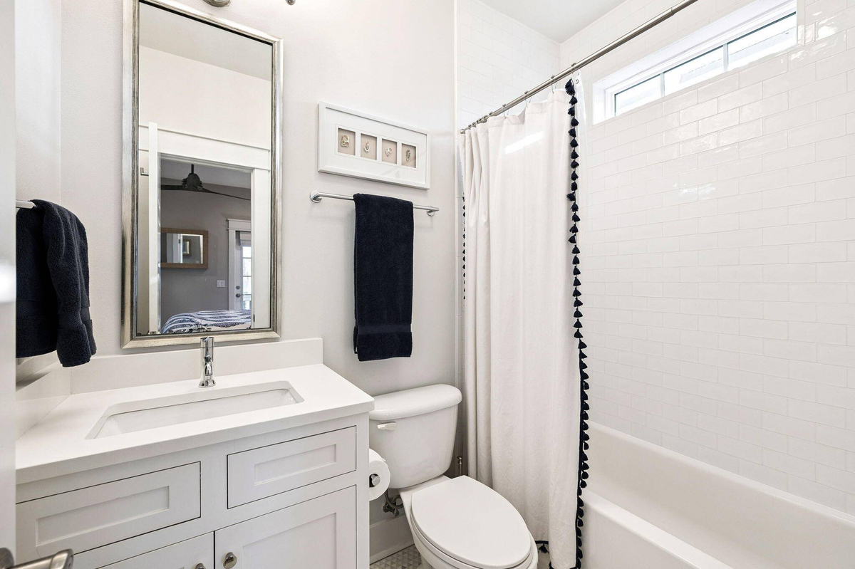 Featured Listing Image 25