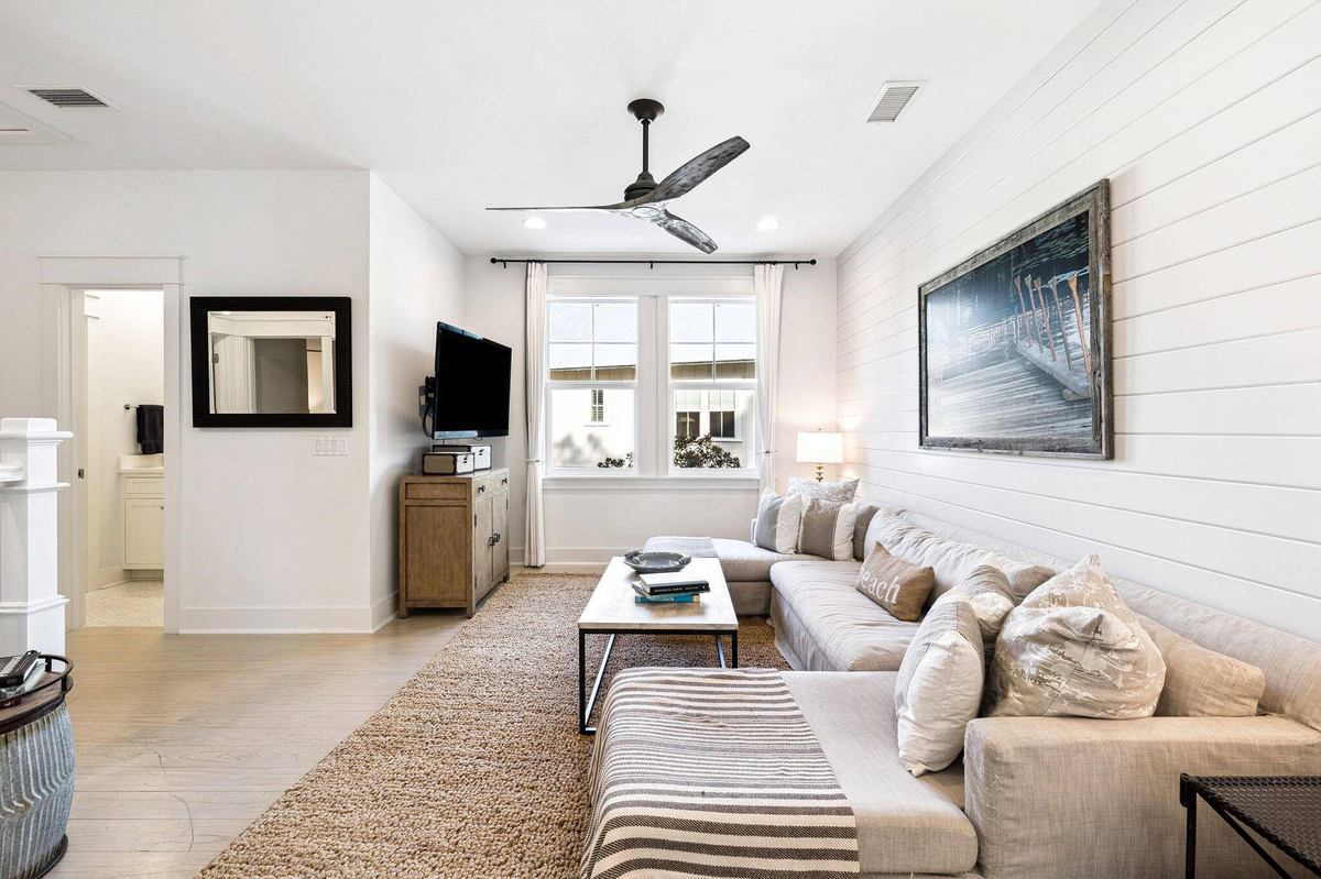 Featured Listing Image 26