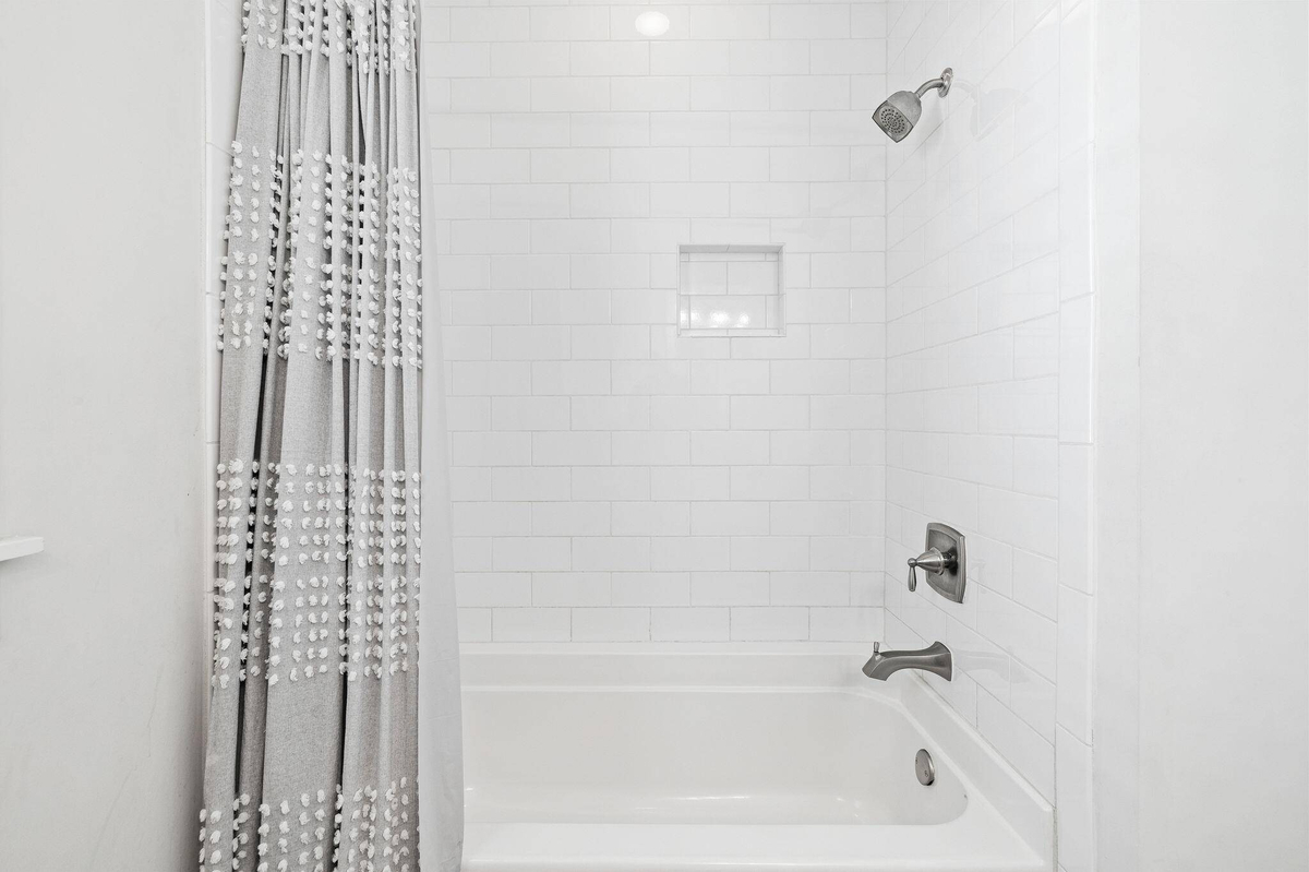 Featured Listing Image 41