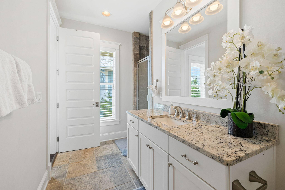 Featured Listing Image 49