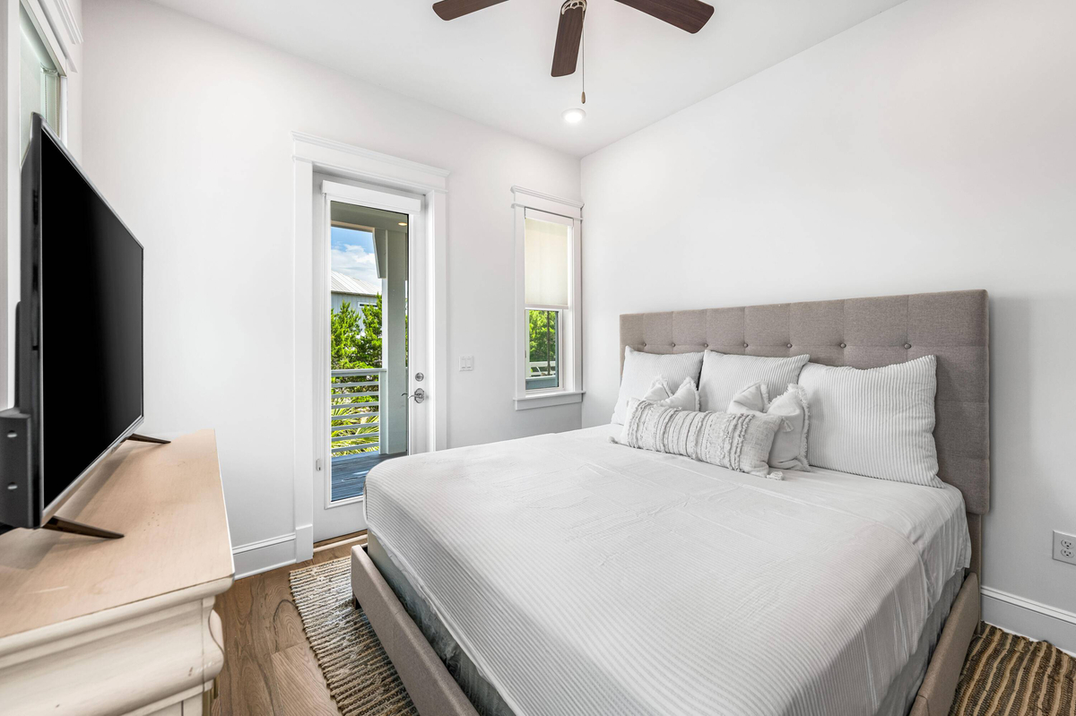 Featured Listing Image 32