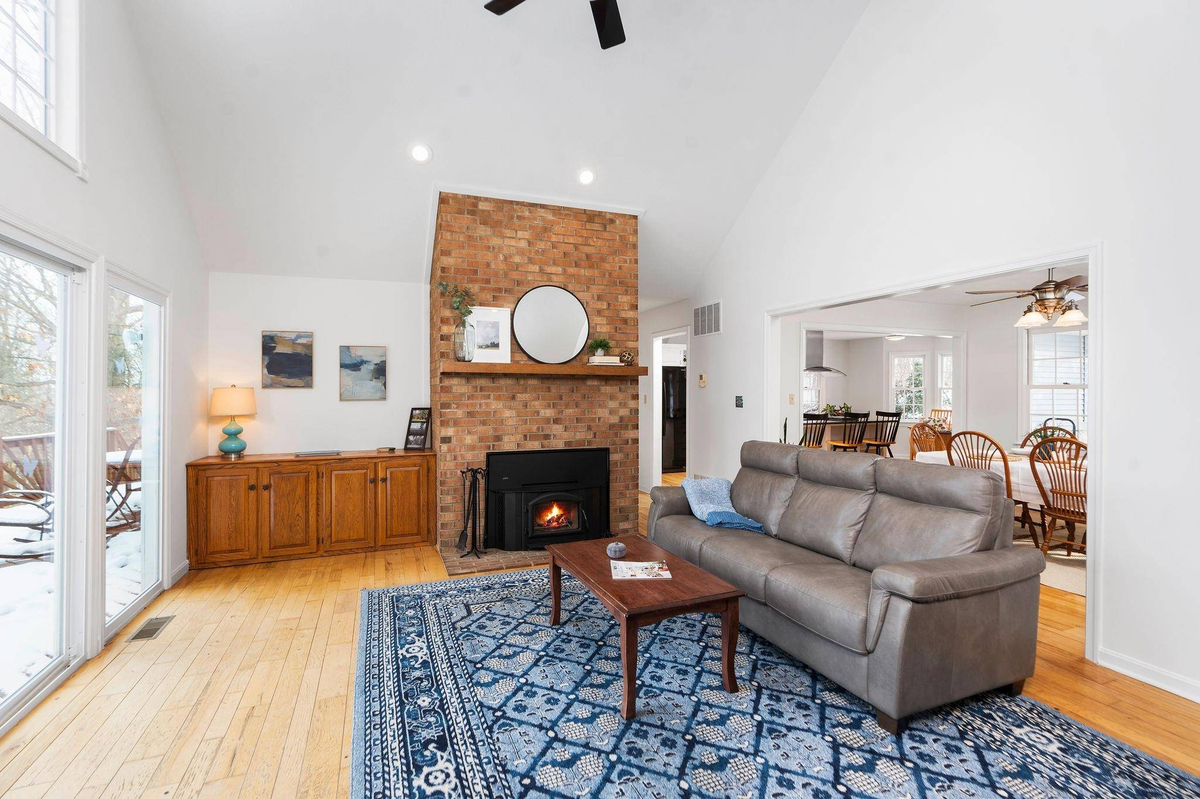 Featured Listing Image 7
