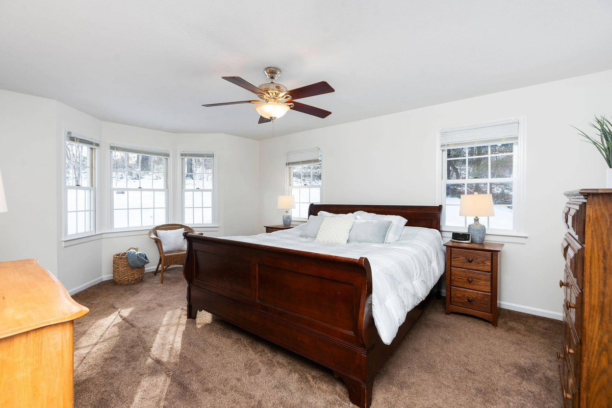 Featured Listing Image 27