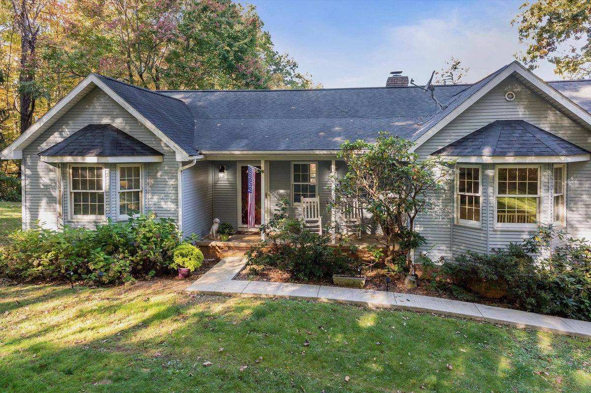 Featured Listing Image 55