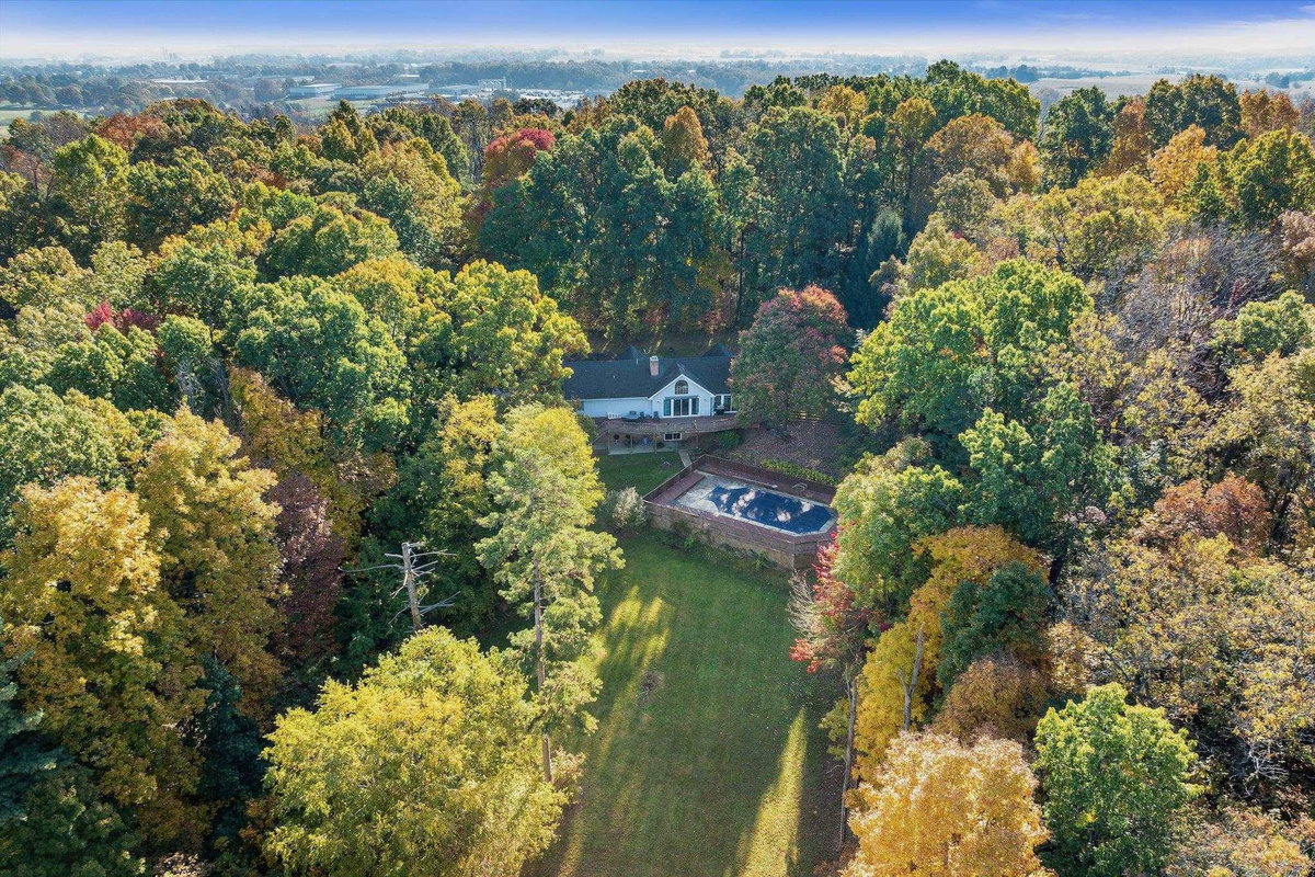 Featured Listing Image 63