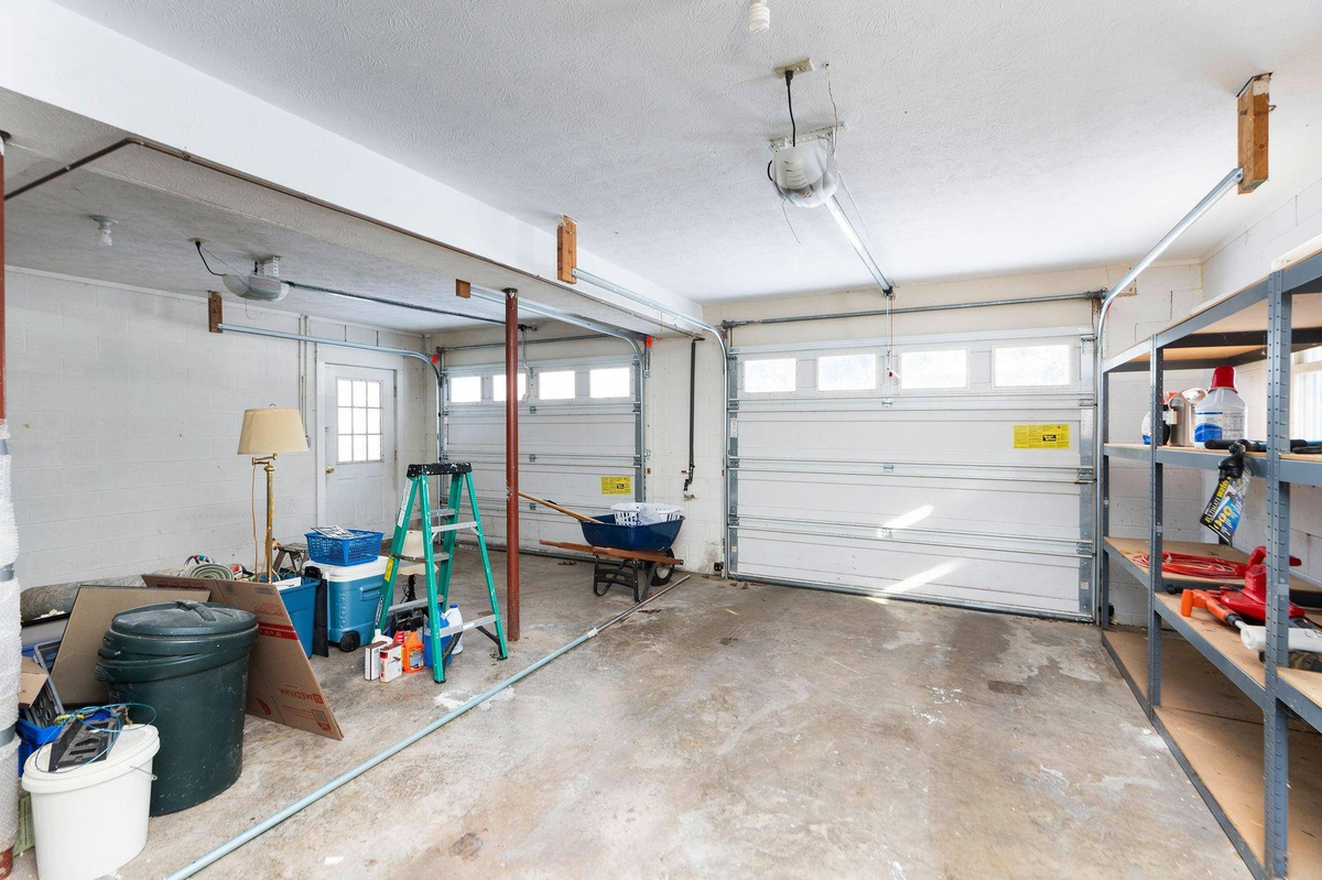Featured Listing Image 44