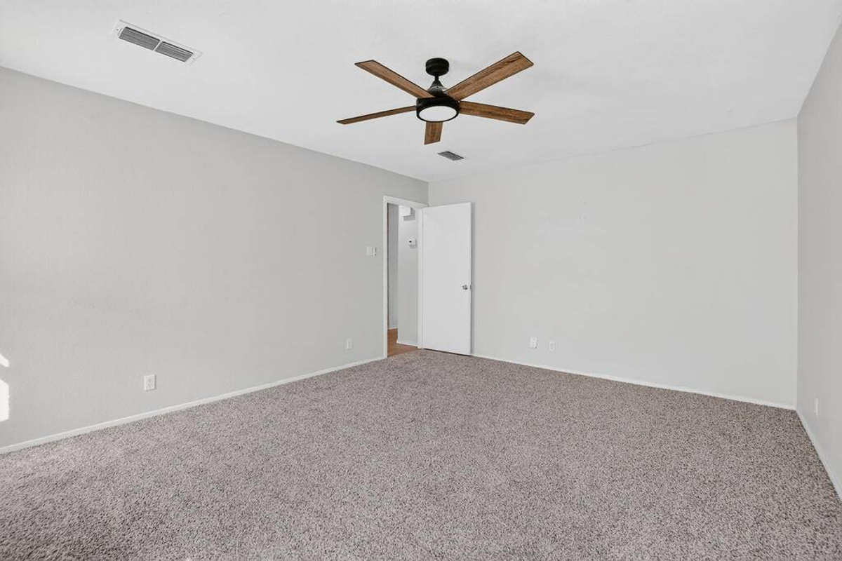 Featured Listing Image 24