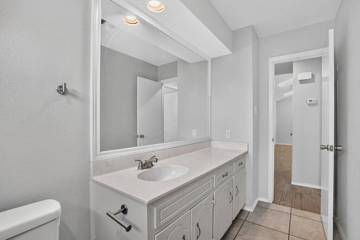 Featured Listing Image 36