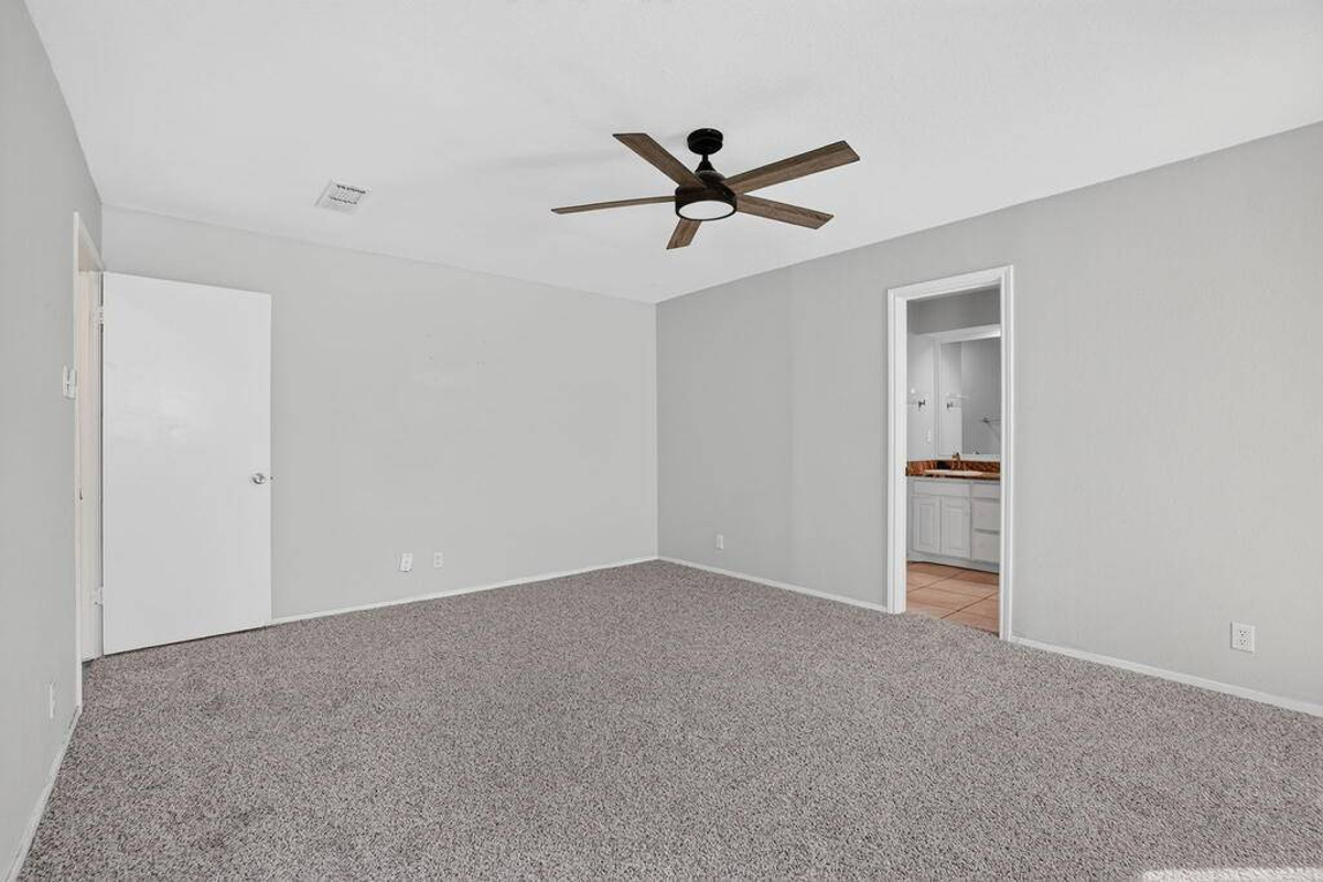 Featured Listing Image 25