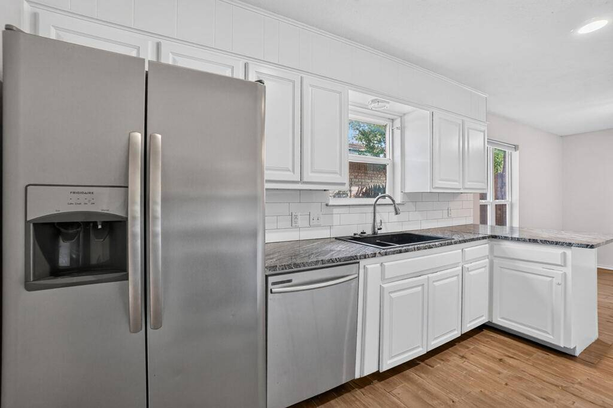 Featured Listing Image 18