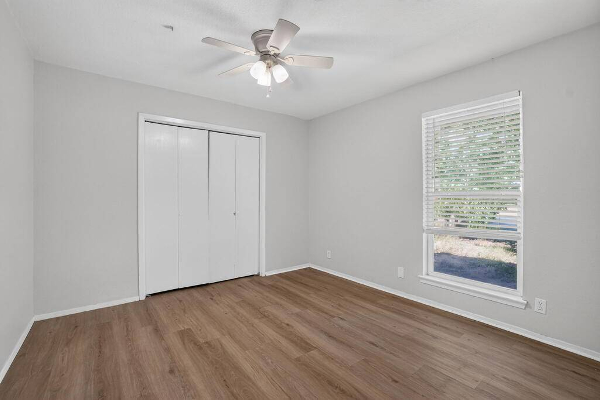 Featured Listing Image 37