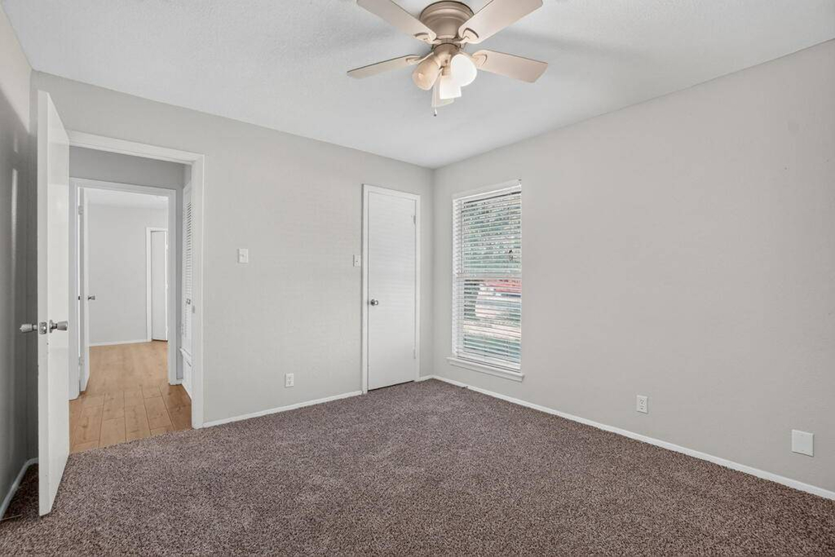Featured Listing Image 33