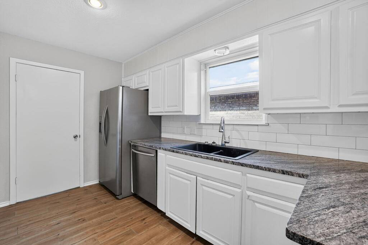 Featured Listing Image 17