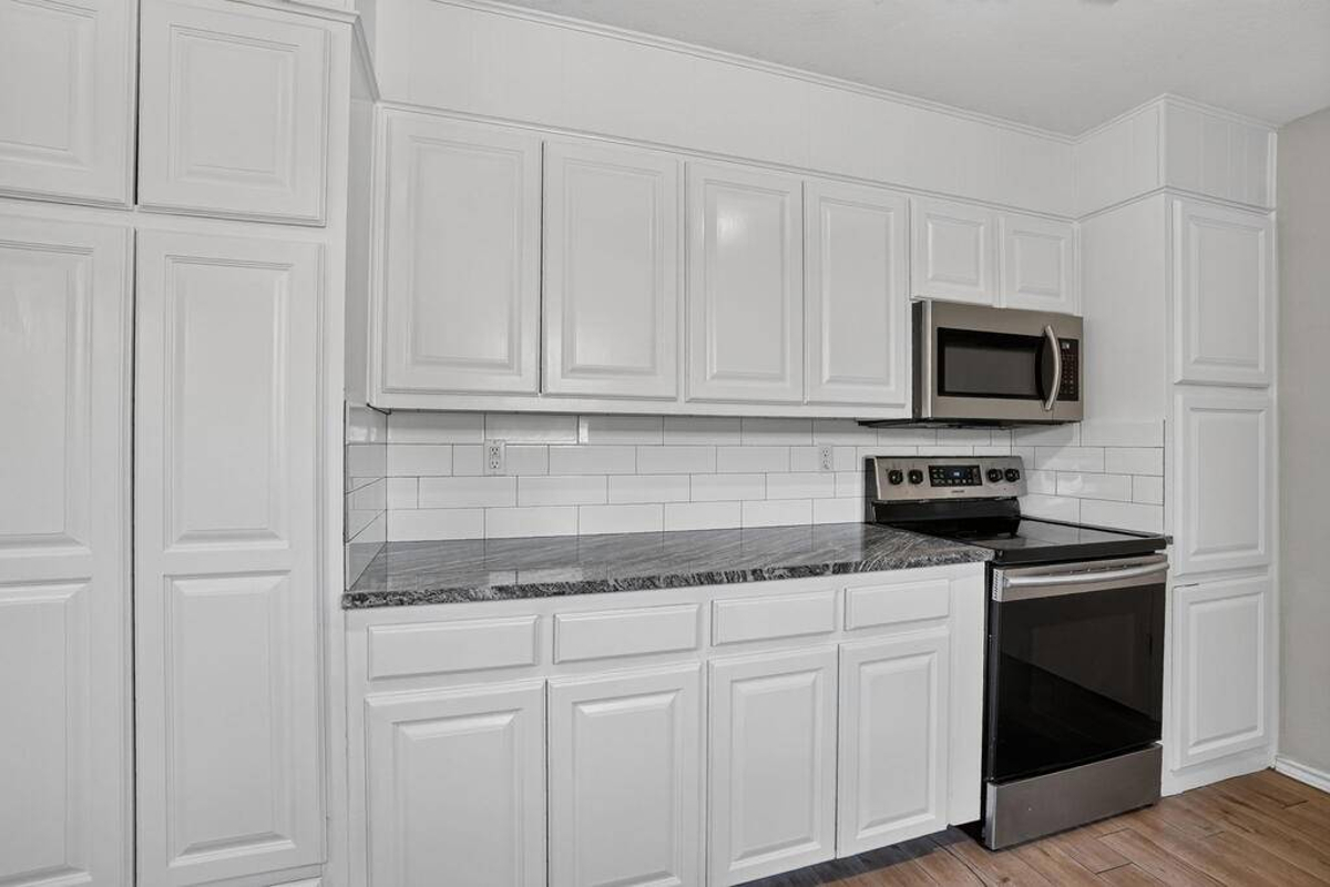 Featured Listing Image 16