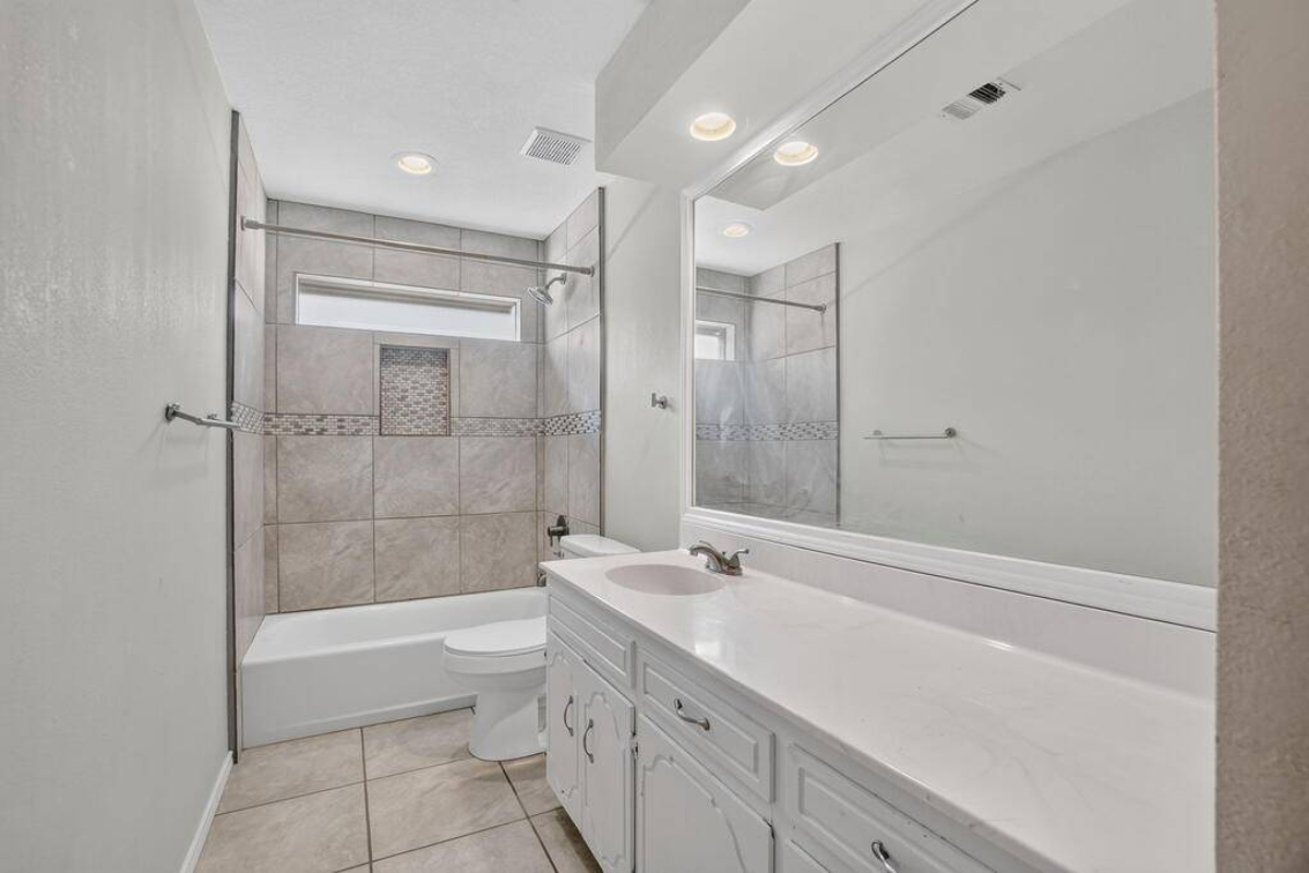 Featured Listing Image 35