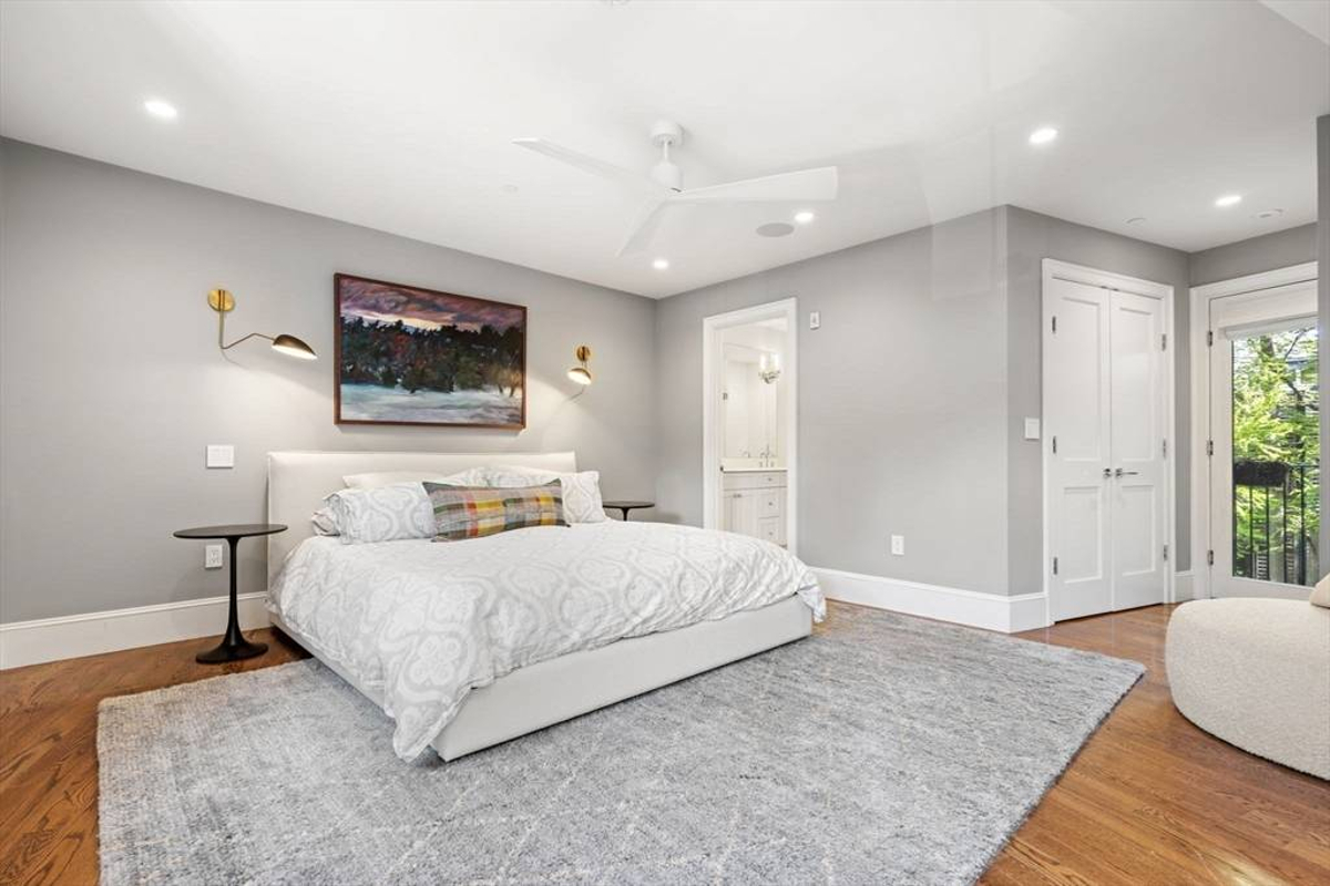 Featured Listing Image 16