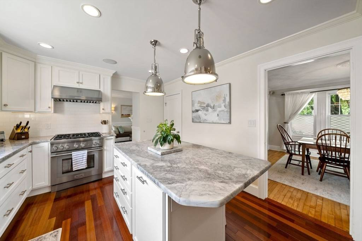 Featured Listing Image 4