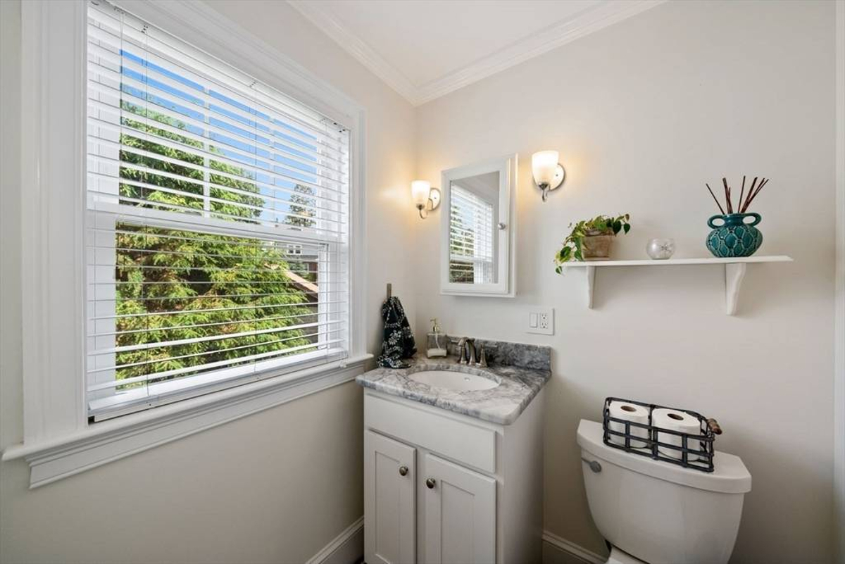 Featured Listing Image 15