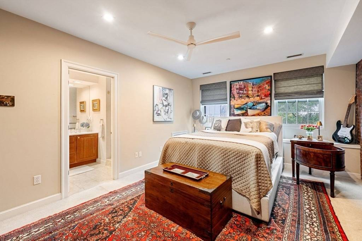 Featured Listing Image 25