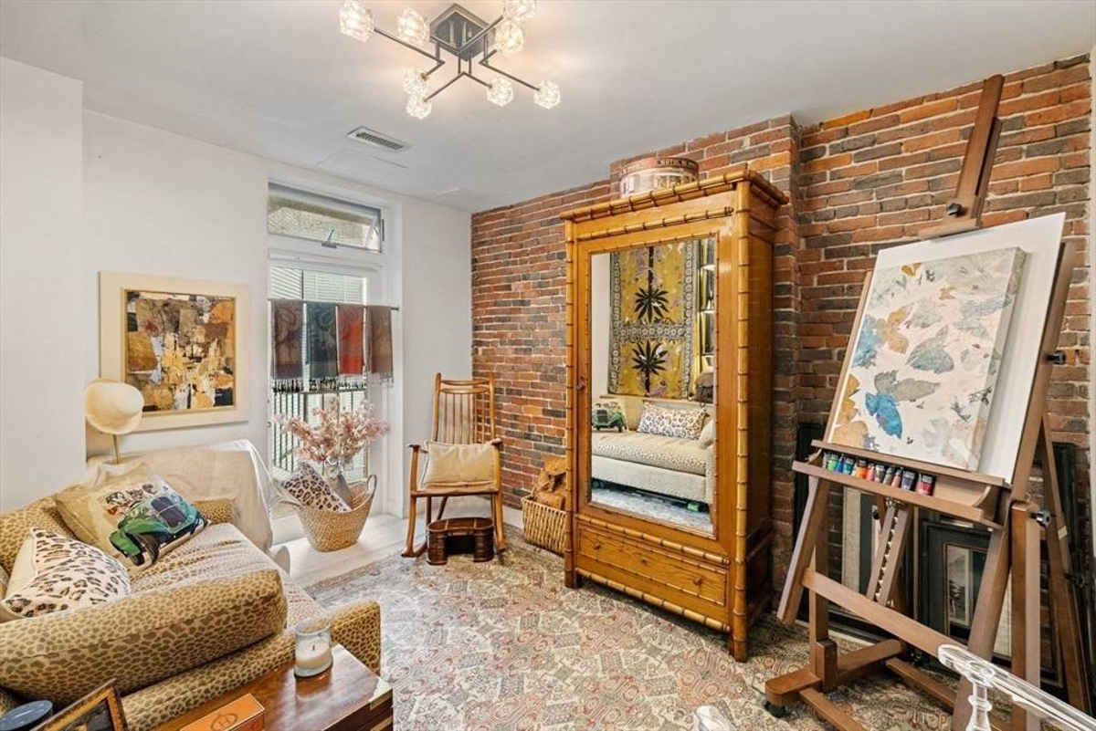 Featured Listing Image 30