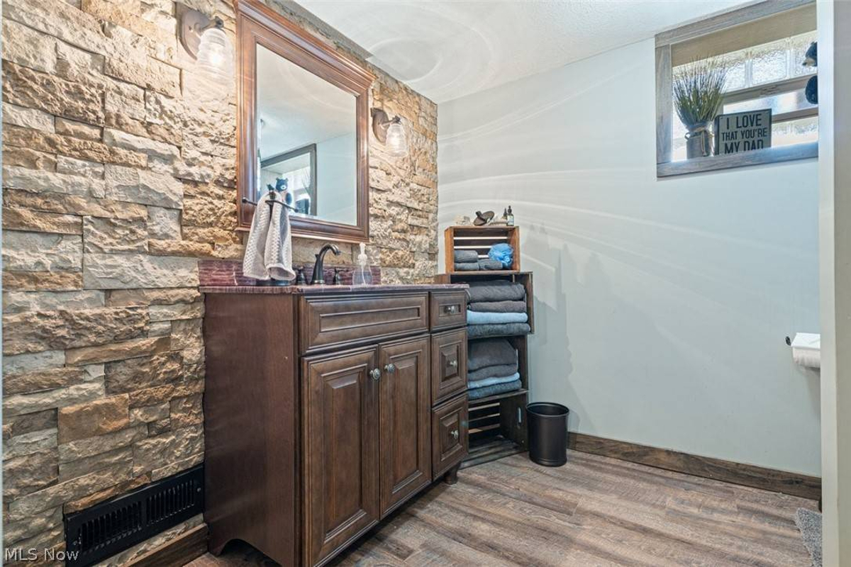 Featured Listing Image 35