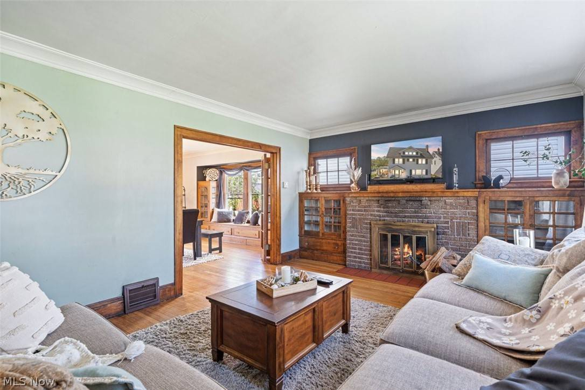 Featured Listing Image 17