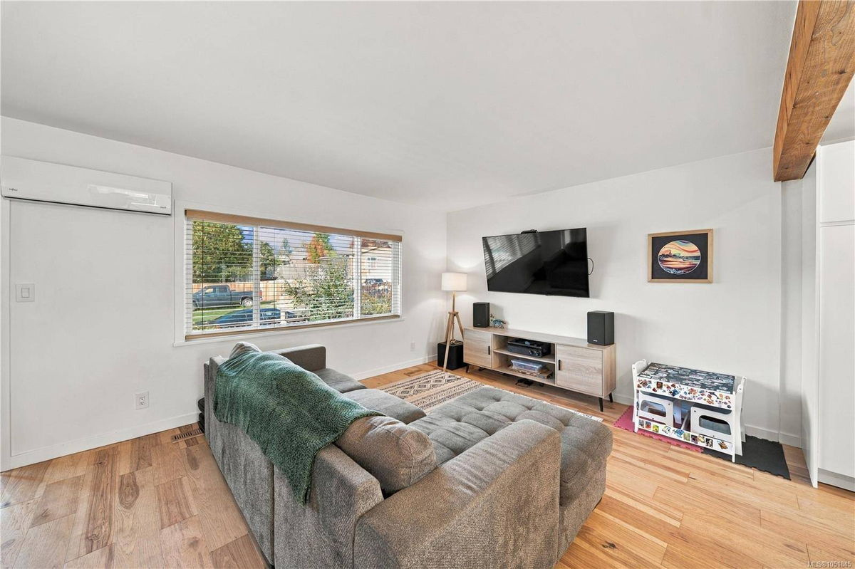 Featured Listing Image 9