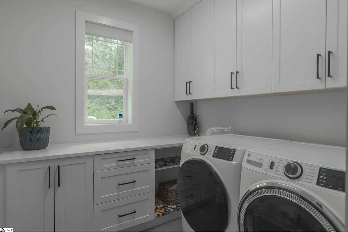 Featured Listing Image 18