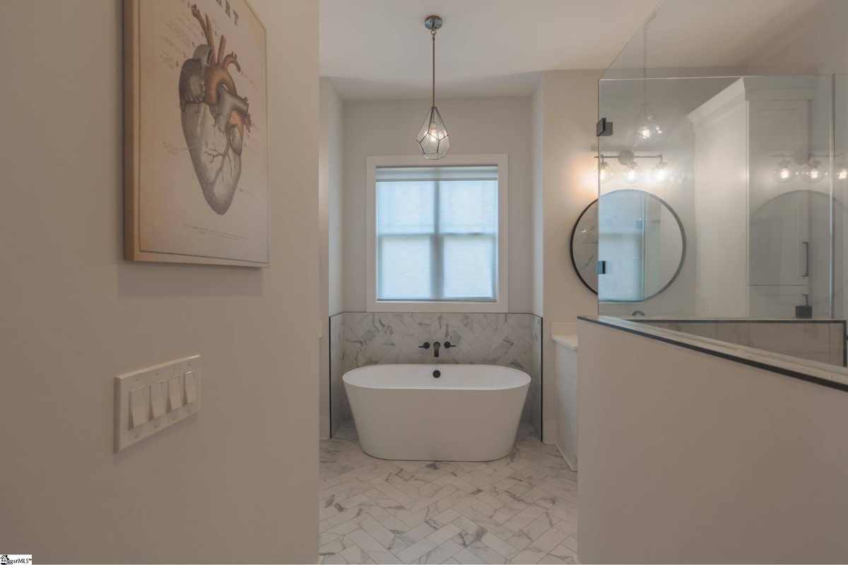 Featured Listing Image 25