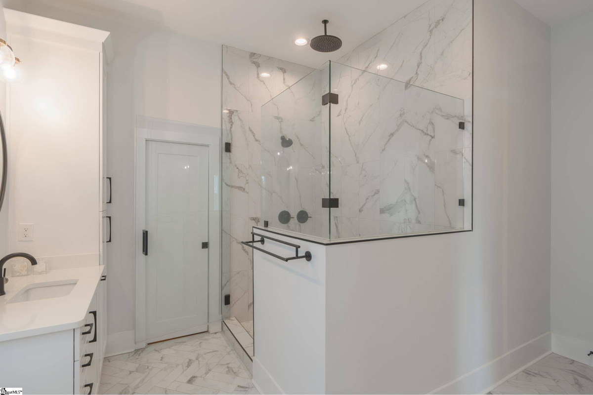 Featured Listing Image 26