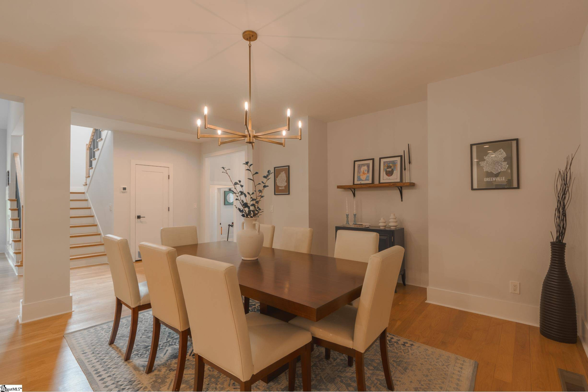 Featured Listing Image 16