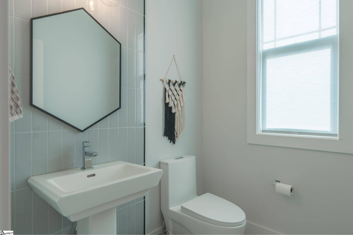 Featured Listing Image 28