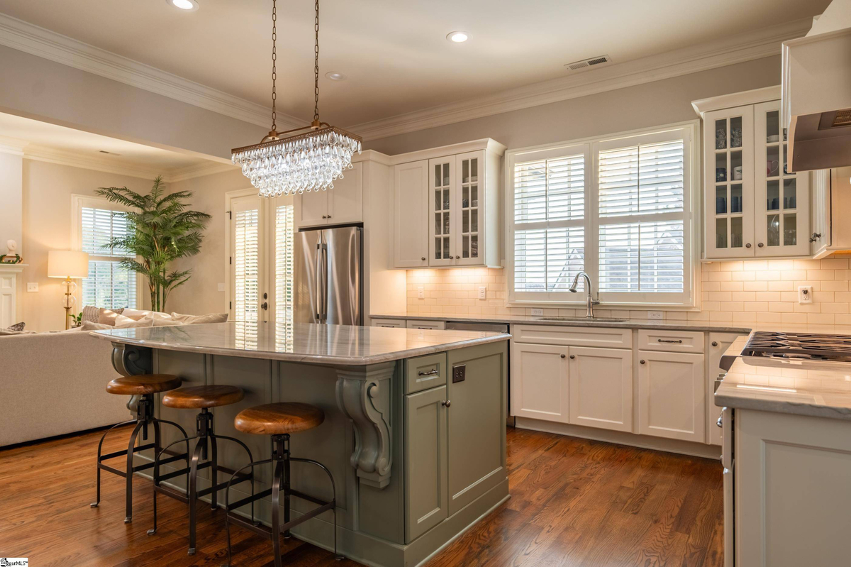 Featured Listing Image 12