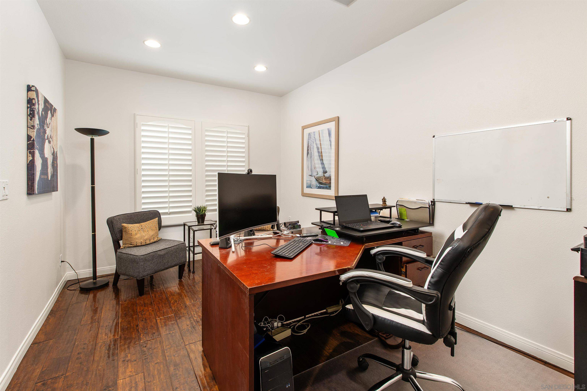 Featured Listing Image 14