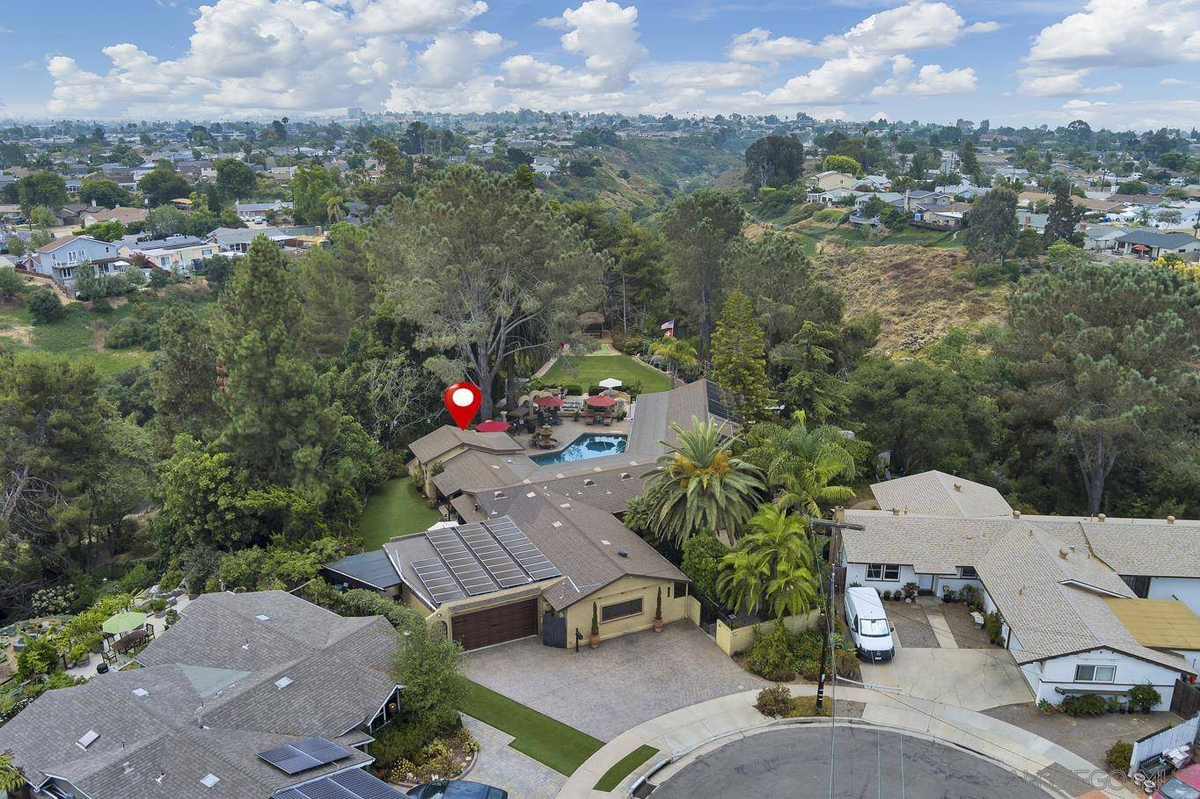 Featured Listing Image 56