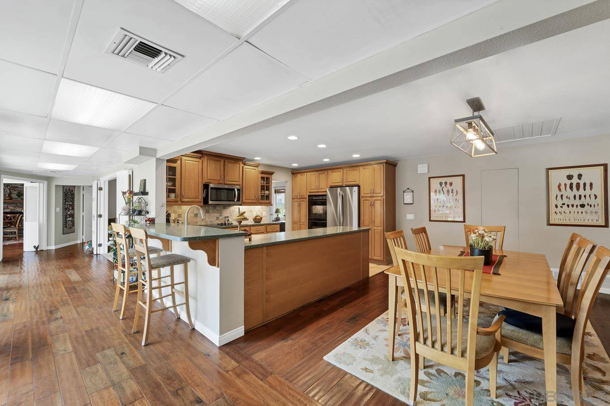 Featured Listing Image 29