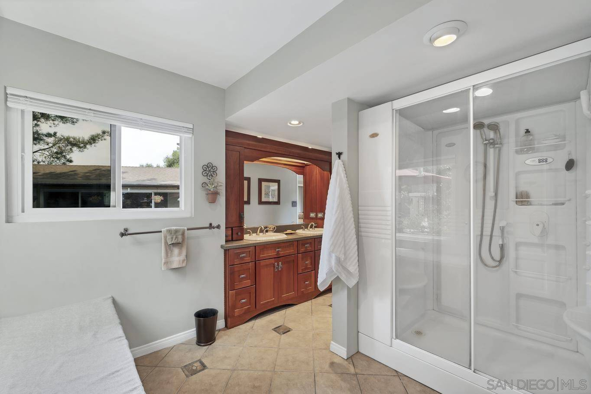 Featured Listing Image 39