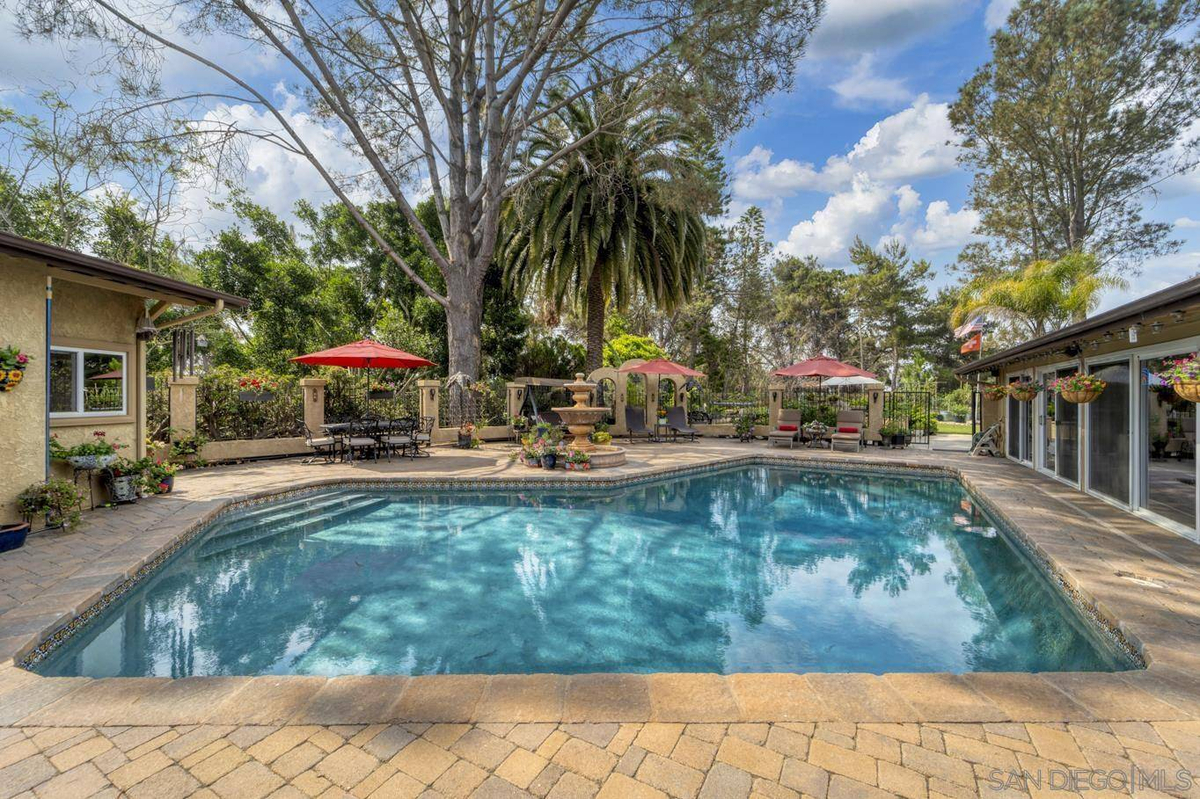 Featured Listing Image 10