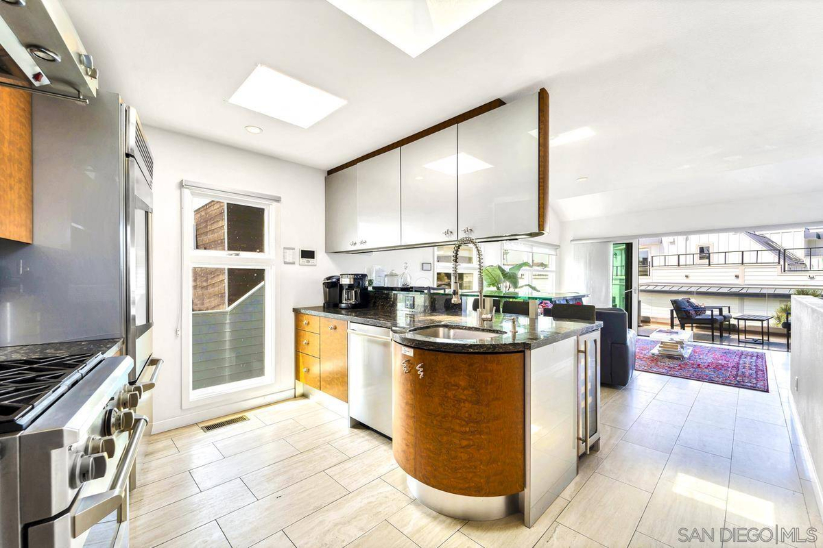 Featured Listing Image 38