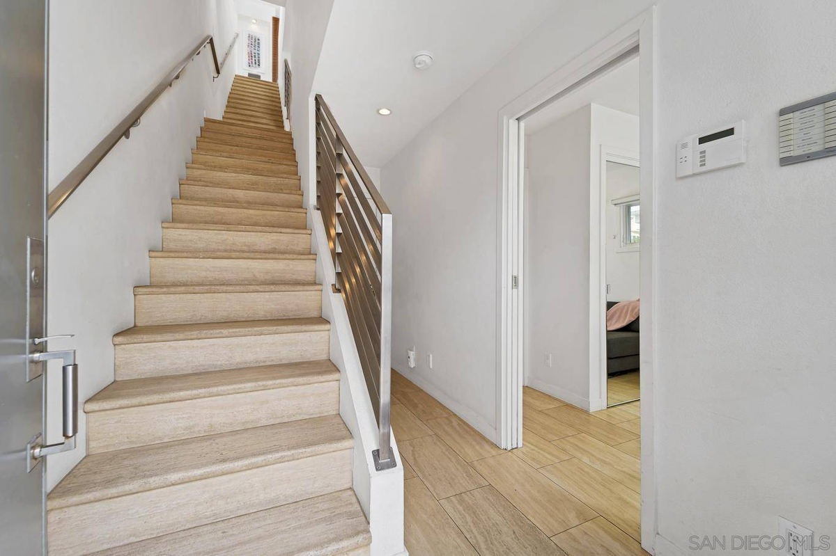 Featured Listing Image 23