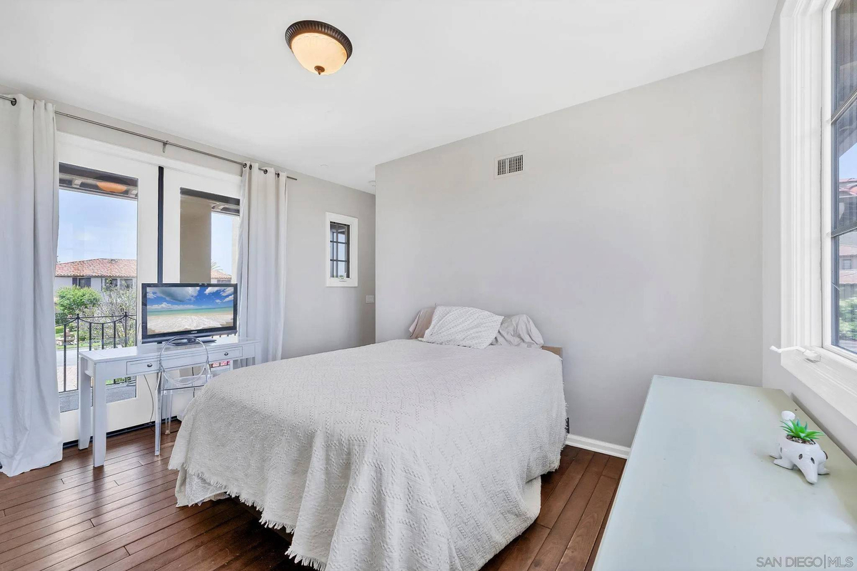 Featured Listing Image 38