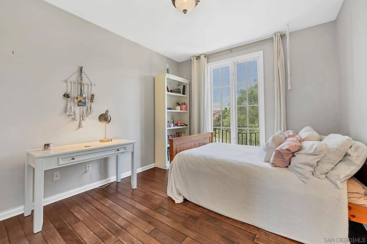 Featured Listing Image 35