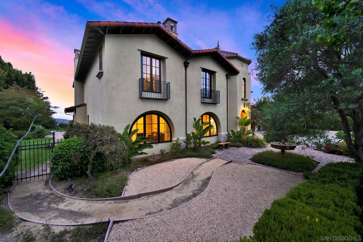 Featured Listing Image 5
