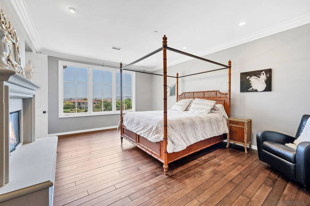 Featured Listing Image 27