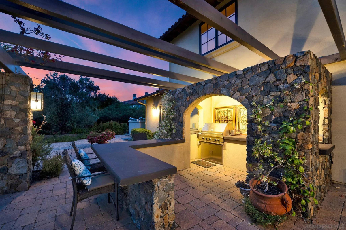 Featured Listing Image 46