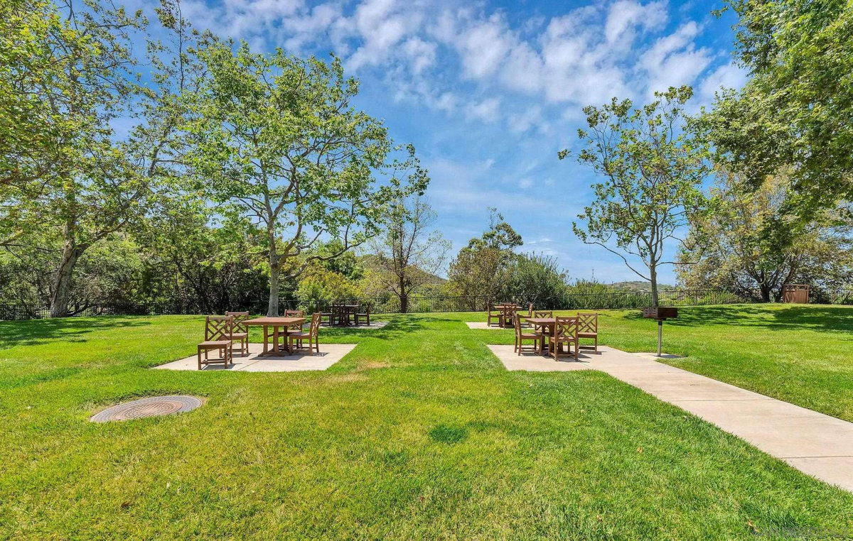 Featured Listing Image 72