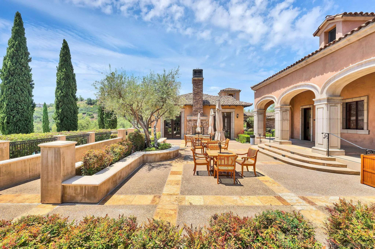 Featured Listing Image 63