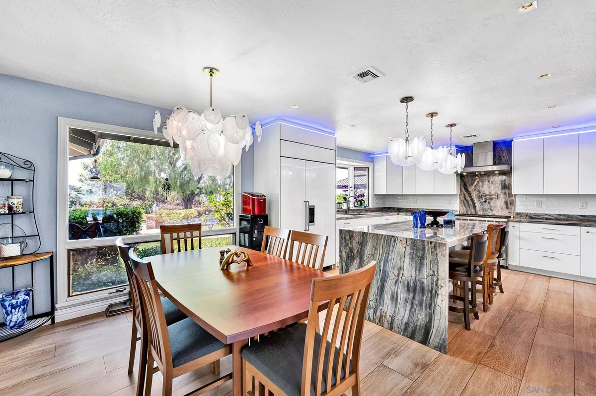 Featured Listing Image 17